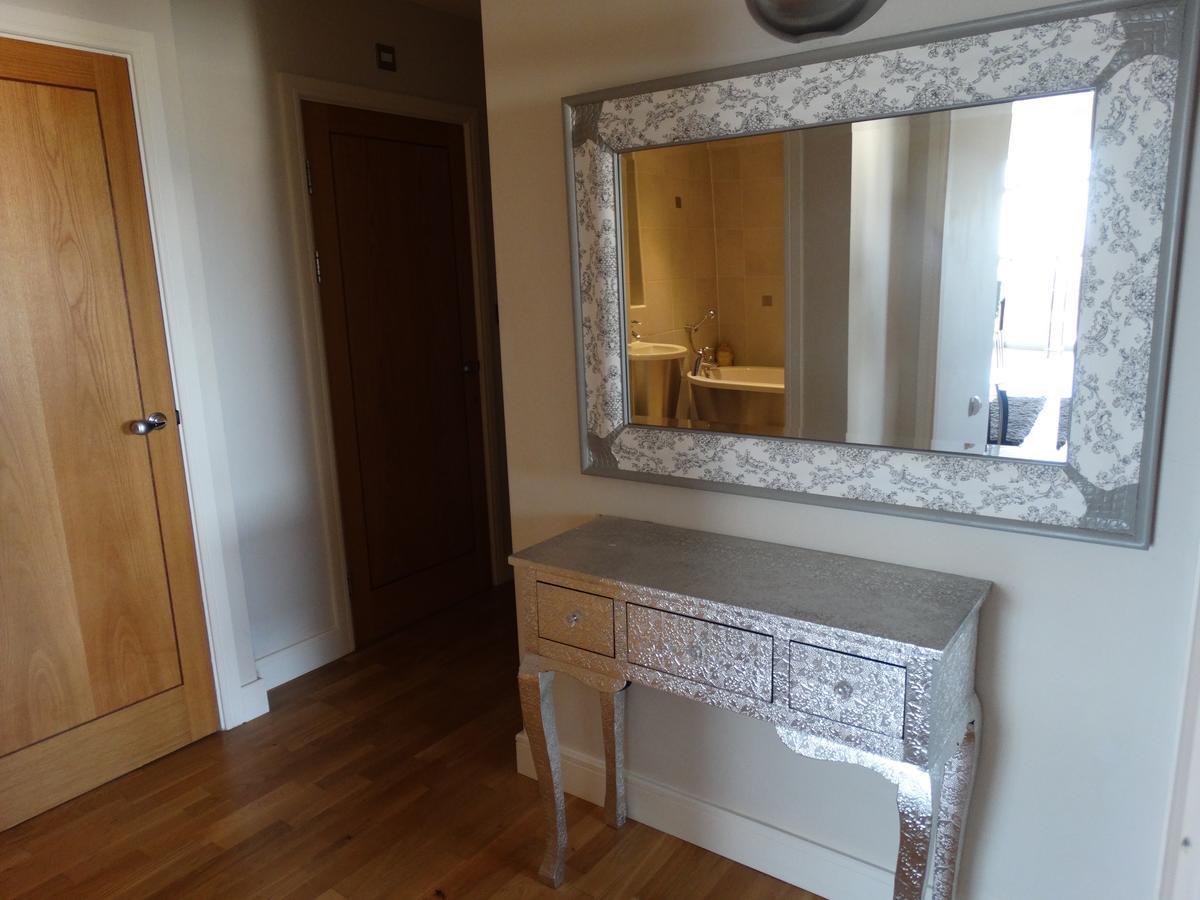 High View Serviced Apartment Κάρντιφ Εξωτερικό φωτογραφία