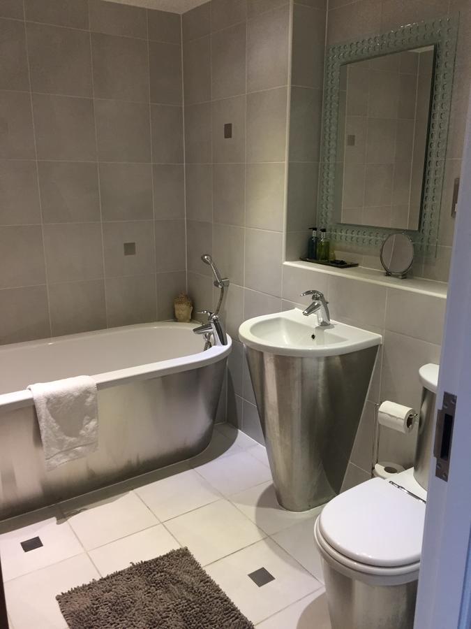 High View Serviced Apartment Κάρντιφ Εξωτερικό φωτογραφία